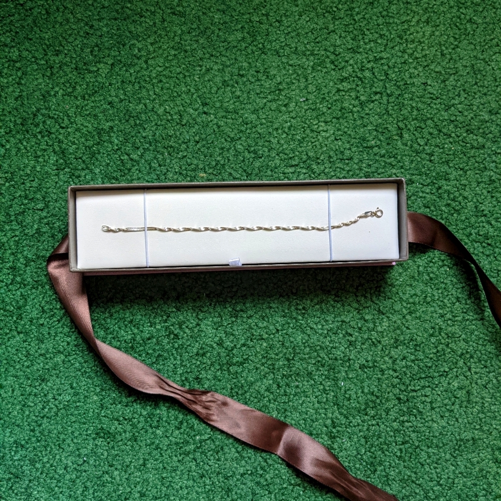 NWOT Michael Hill Sterling Silver Bracelet